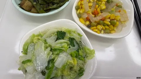 詹俊点评新葡京app：维尔茨三大能力不足，谢尔基价值不符亿元标签